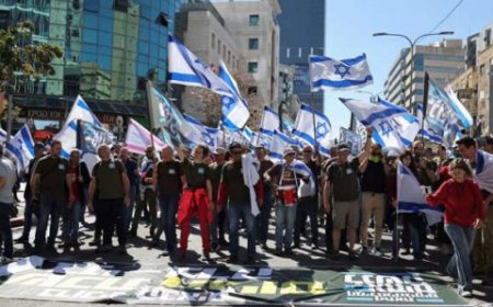 لوتان: هل تنتقل إسرائيل من حرب غزة إلى الحرب الأهلية؟