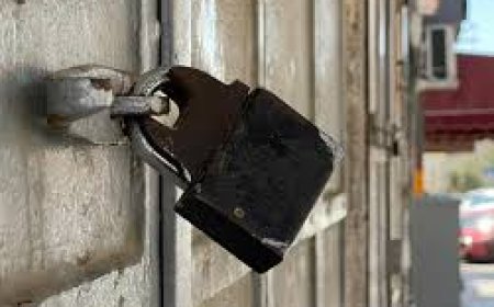 حركة فتح تعلن الاضراب الشامل غدا في جميع محافظات الضفة انتصارا لغزة