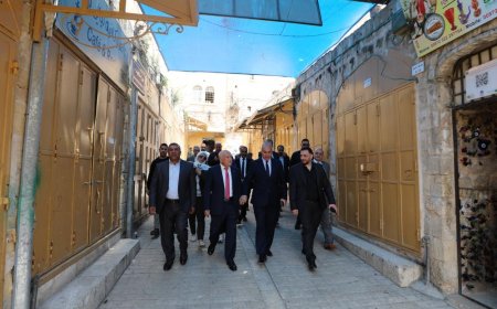 وزير الاقتصاد يتفقد الأوضاع الاقتصادية في محافظة الخليل