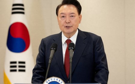 دخل من موقف تحت الأرض.. رئيس كوريا الجنوبية المعزول يحضر أول جلسة لمحاكمته