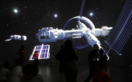 الصين تطلق قمراً صناعياً جديداً لنقل البيانات