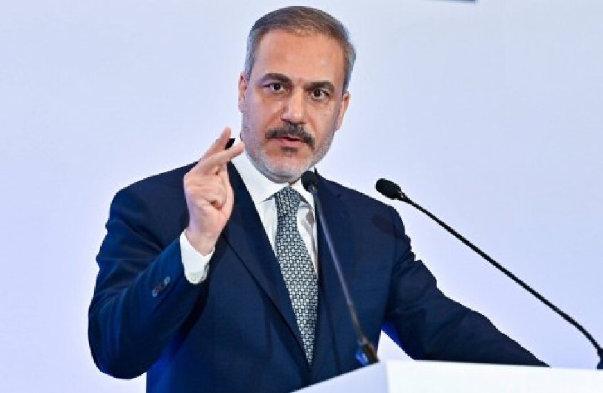هاكان فيدان: نقيم تواصلا مباشرا مع إسرائيل لمنع “سوء الفهم” في سوريا ومستعدون لتقديم الدعم لسوريا في حال إبرام اتفاق عسكري