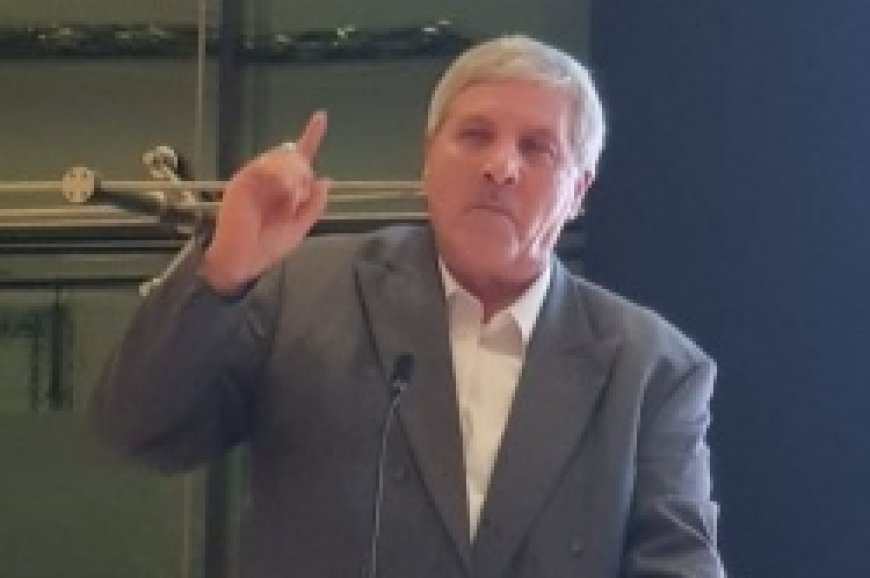 خطاب الأزمة وأزمة الخطاب