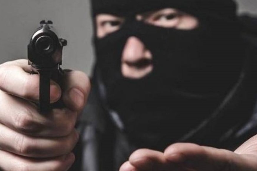 محاولة سطو فاشلة على محل لبيع الذهب في الخليل