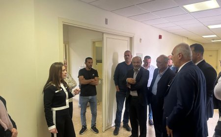 سليمية يؤكد على أهمية دعم القطاع الزراعي خلال تفقده للمركز الوطني للبحوث الزراعية ودائرة بيطرة جنين