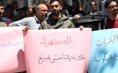 أموال الكهرباء تشعل أزمة البلديات في الخليل والنقابات تلوّح بالتصعيد