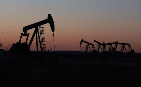 انخفاض أسعار النفط بعد توقعات ارتفاع مخزونات الخام الأميركية