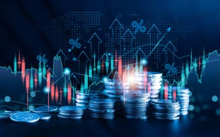 صباح المال.. الدولار تحت الضغط والنفط يتراجع بينما تحلق البيتكوين عند مستويات تاريخية