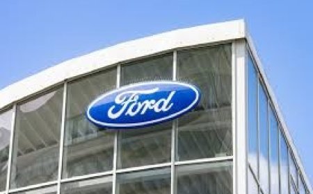 "فورد" تستدعي آلاف السيارات بسبب عيب في الفرامل يهدد السلامة العامة