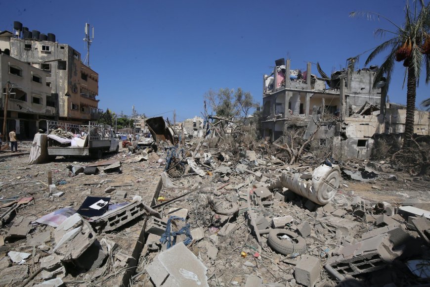 7 شهداء بينهم عائلة كاملة بقصف الاحتلال مدينة غزة