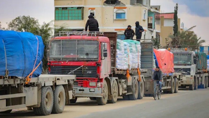 تقرير: توزيع المساعدات الإنسانية في غزة سيبدأ خلال أسبوعين