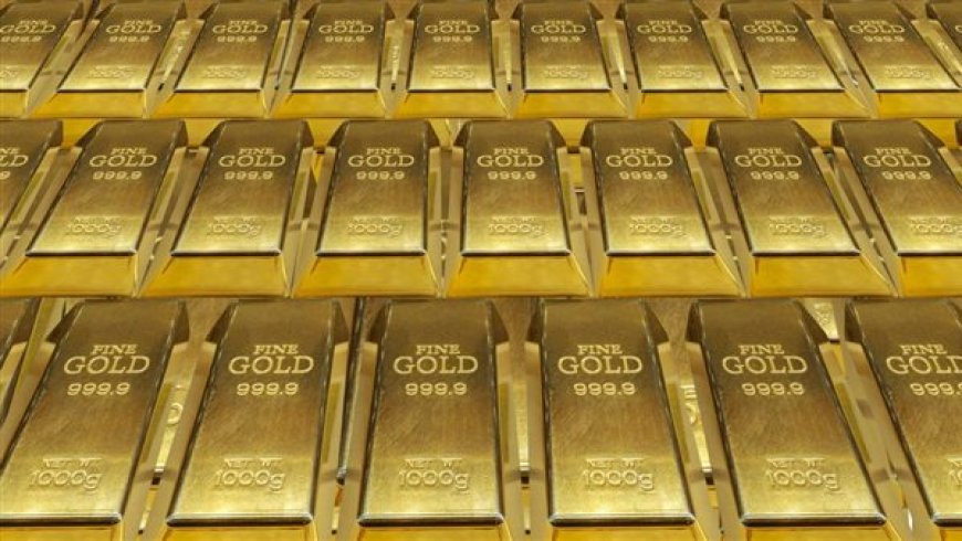 أسعار الذهب تنتعش من أدنى مستوياتها في أكثر من أسبوع