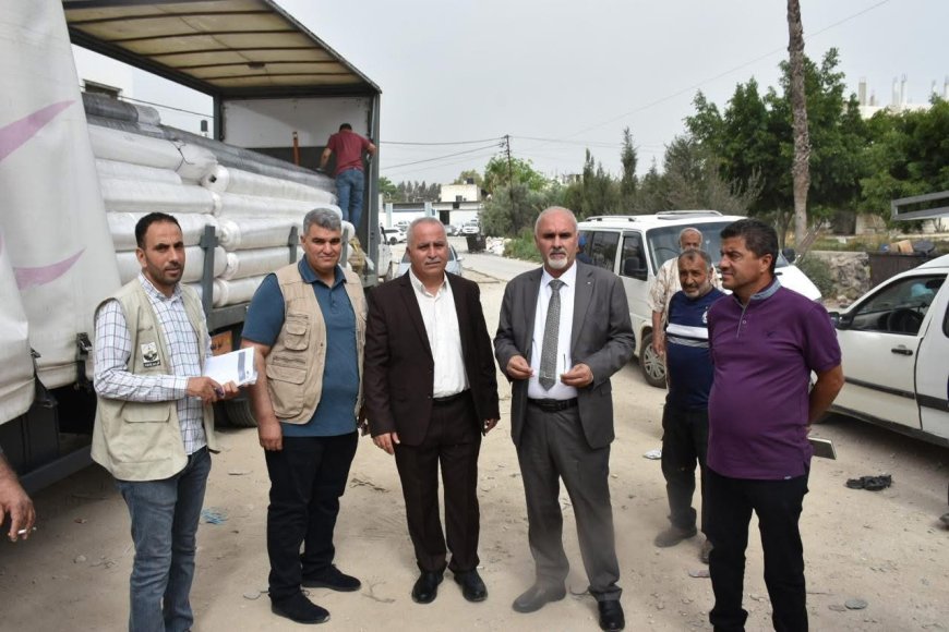 وزير الزراعة ينفذ جولة ميدانية في محافظة طولكرم ويسلّم مستلزمات زراعية لـ96 مزارعًا ضمن مشروع مشترك مع أريج، كير الدولية وأوتشا