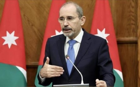 بعد انتهاء اجتماع عربي في إسطنبول.. الصفدي: إسرائيل تدفع المنطقة للصراع ويجب وقف العدوان وإيجاد حل سياسي