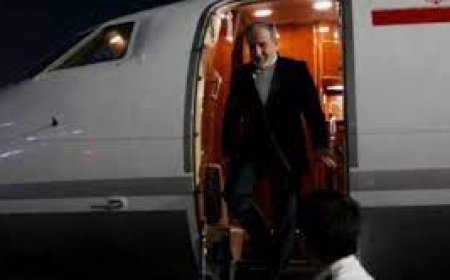 وزير الخارجية الإيراني يصل موسكو للقاء بوتين