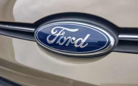 خلل خطير يُجبر «فورد» على استدعاء 132 ألف سيارة
