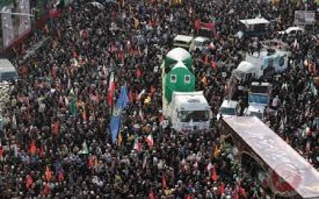 إيران تشيّع قادة عسكريين وعلماء نوويين اغتيلوا في الحرب مع إسرائيل