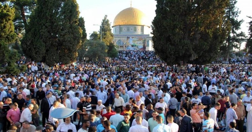 المفتي العام يصدر فتوى حول حكم صلاة الجمعة لمن صلى العيد إذا وافق يوم الجمعة