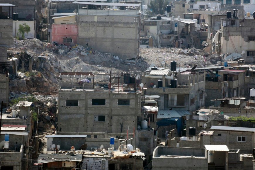 الاحتلال يواصل عدوانه على مدينة طولكرم ومخيميها وسط استمرار هدم وإحراق للمنازل