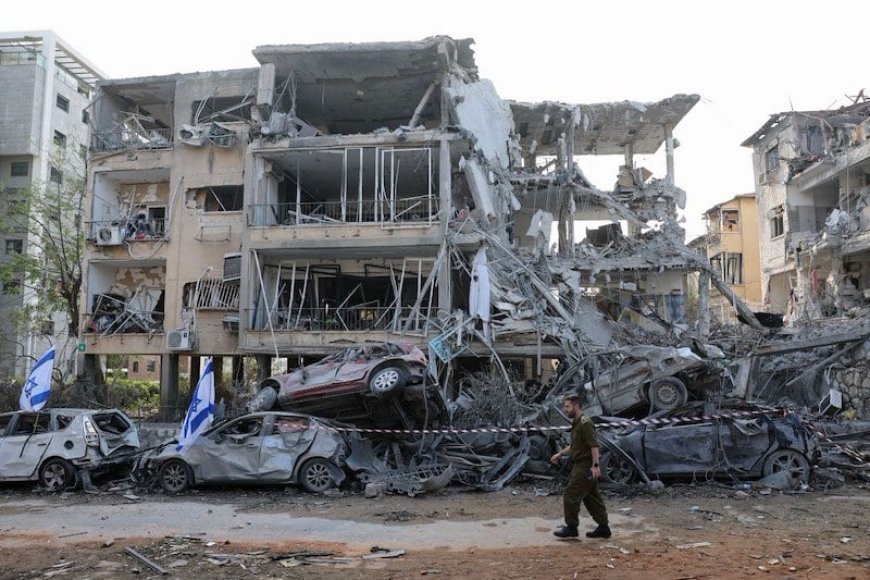 إصابات وتدمير مبان...ايران تطلق دفعة جديدة من الصواريخ البالستية