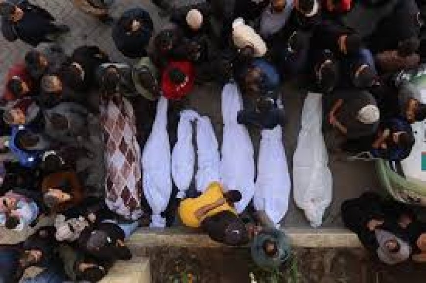 غزة.. عشرات الشهداء والجرحى وتدمير منازل وأوامر إخلاء بجباليا