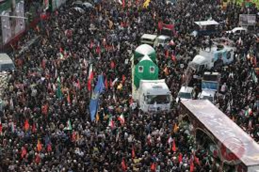 إيران تشيّع قادة عسكريين وعلماء نوويين اغتيلوا في الحرب مع إسرائيل