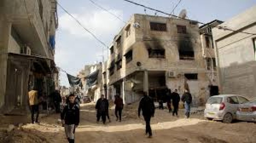 الاحتلال يُخطر بهدم 104 منازل في مخيم طولكرم