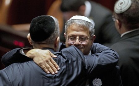 توقعات بتقديم بن غفير استقالته من حكومة نتنياهو حال توقيع اتفاق مع “حماس”.. إعلام عبري: أزمة طاحنة تضرب إسرائيل