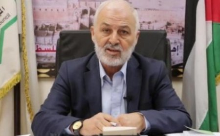 الجيش الإسرائيلي يغتال القيادي في حركة “حماس” ووزير العدل الأسبق “محمد فرج الغول” بقصف استهدفه في مدينة غزة