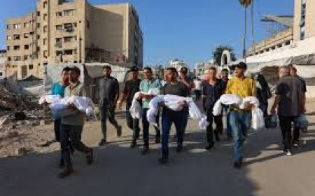 17 شهيدا بنيران وقصف الاحتلال بينهم 3 من منتظري المساعدات منذ فجر اليوم