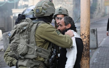 الاحتلال يعتقل 30 مواطنا من الضفة بينهم أسرى محررون