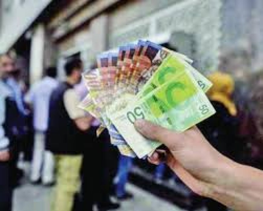 المالية: صرف الدفعة الثانية من رواتب الموظفين العموميين عن شهر نيسان اليوم الثلاثاء