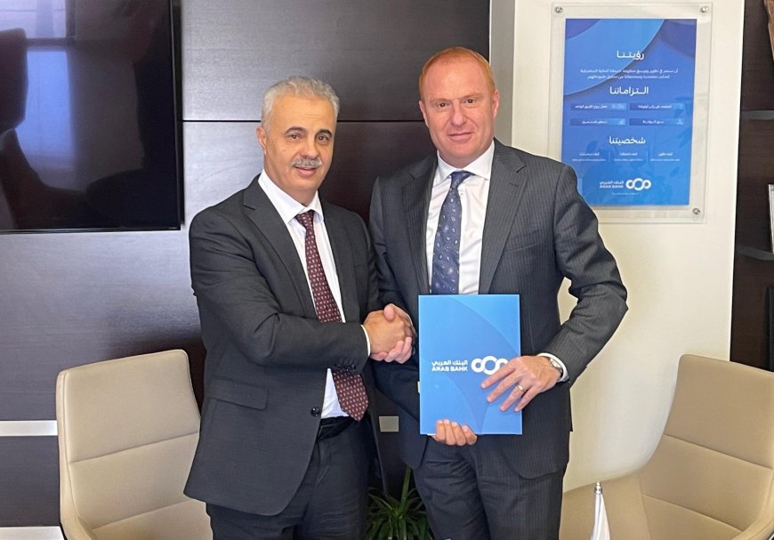 البنك العربي يوقّع اتفاقية تعاون مع مستشفى المُطّلع لإعادة تأهيل قسم رعاية كبار السن