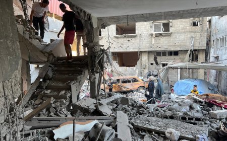 14 شهيدا أغلبهم من منتظري المساعدات برصاص وقصف الاحتلال أنحاء متفرقة في قطاع غزة