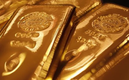 عاجل: الذهب يحوم قرب أعلى مستوى في أسبوع مع ارتفاع رهانات خفض الفائدة الأمريكية