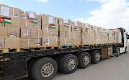 غزة: 136 شاحنة مساعدات فقط دخلت الأربعاء والخميس وتعرض معظمها للنهب