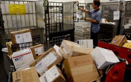 الولايات المتحدة تفرض رسوما جمركية على الطرود الصغيرة القادمة إليها من أنحاء العالم