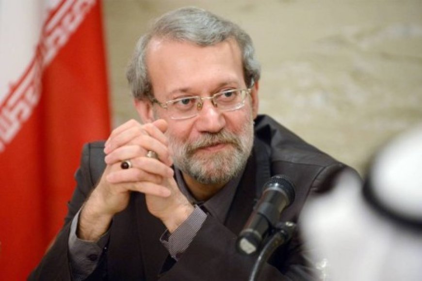 لاريجاني من مطار بيروت: نقف إلى جانب الشعب اللبناني “في جميع الظروف” وسنسعى إلى تحقيق المصالح الوطنية المشتركة