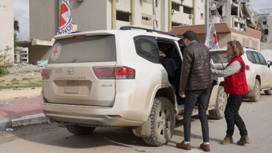 إسرائيل تفرج عن ستة أسرى من قطاع غزة