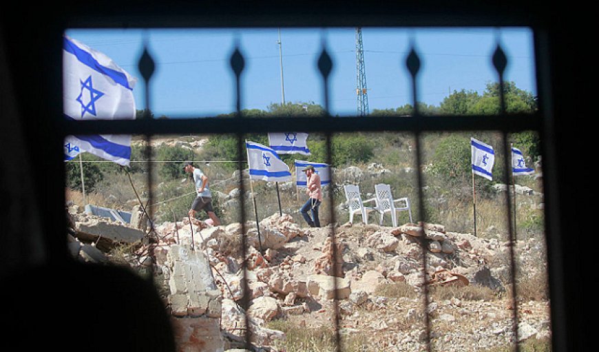 لوحوا بفكرة “إسرائيل الكبرى”.. مستوطنون يحاولون إقامة بؤرة استيطانية جنوب سوريا بعد اجتيازهم الخط الحدودي