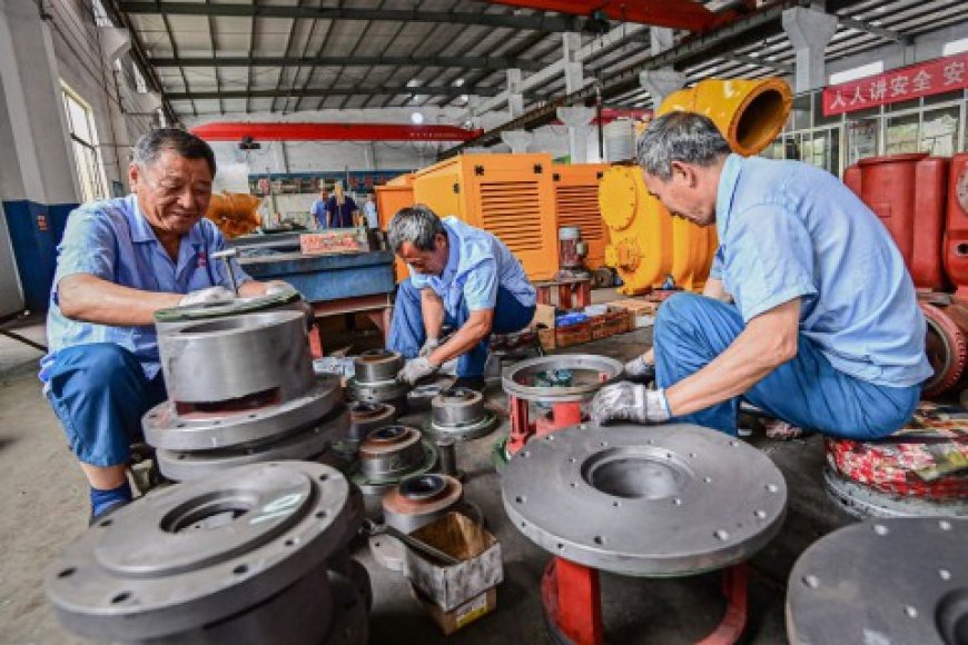 إنتاج المصانع في الصين يسجل انكماشا للشهر الخامس على التوالي في آب