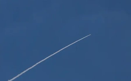 إسرائيل: صاروخان باليستيان أُطلقا من اليمن وسقطا فوق السعودية