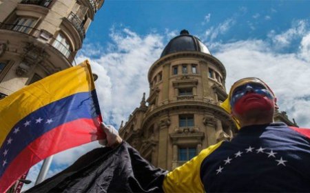 التوتر يتصاعد.. فنزويلا تتّهم أمريكا بتنفيذ إعدامات “خارج نطاق القضاء” بعد استهدافها قاربا لتهريب المخدّرات في الكاريبي