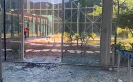 اصابة إسرائيلي-مسيرة أطلقت من اليمن تضرب قاعة المسافرين بمطار رامون