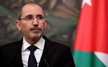 اجتماعات القاهرةالصفدي رفع سقف الخطاب والجيش المصري يقر بوجود مخاطر إسرائيل تخطط لتأزيم في لبنان وسورية والأردن.. دول الخليج وتونس والمغرب في “الصمت