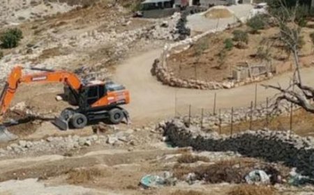 الاحتلال يستولي على 140 دونما من أراضي عناتا شمال القدس المحتلة