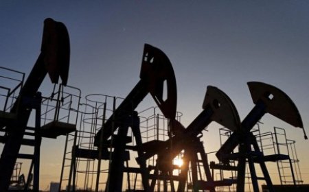 النفط يتراجع مع عودة صادرات كردستان وخطط أوبك+ لزيادة الإنتاج