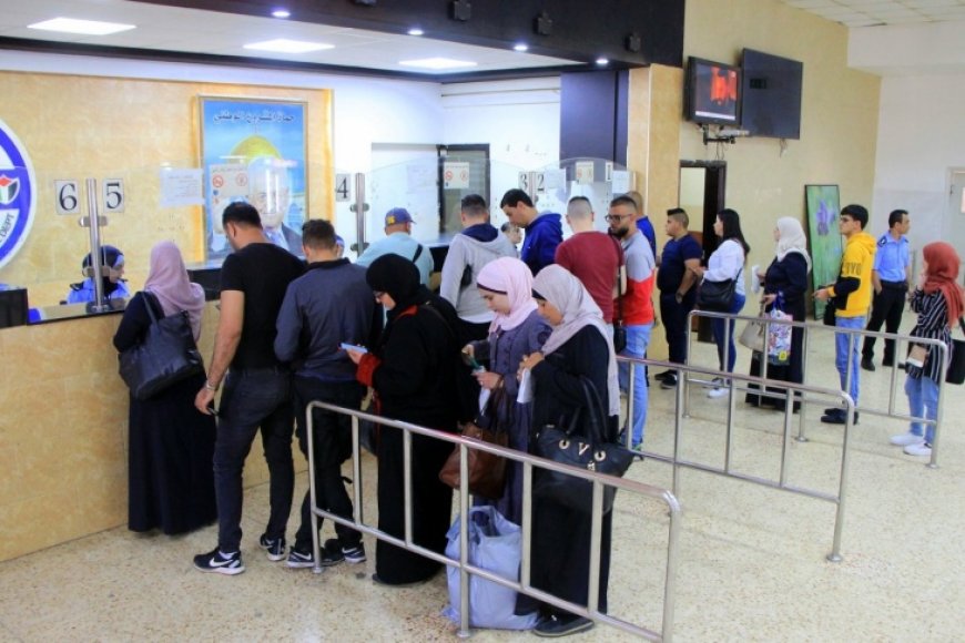 استمرار سياسة العقاب الجماعي.. إغلاق معبر الكرامة وإعادة المسافرين