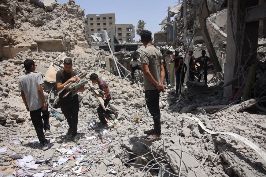 شهداء ومصابون في قصف الاحتلال المتواصل على قطاع غزة مع تواصل تفجير الأبراج  في تل الهوا