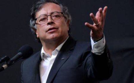 ترامب يفرض عقوبات على الرئيس الكولومبي بيترو وعائلته